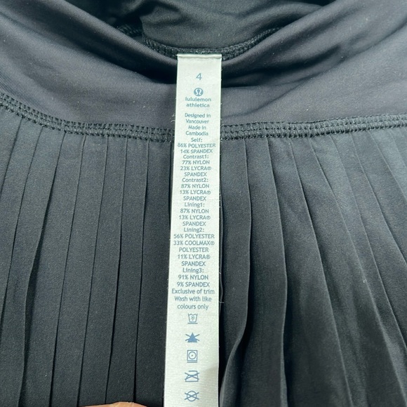 Lululemon pleated skirt - Picture 9 of 9